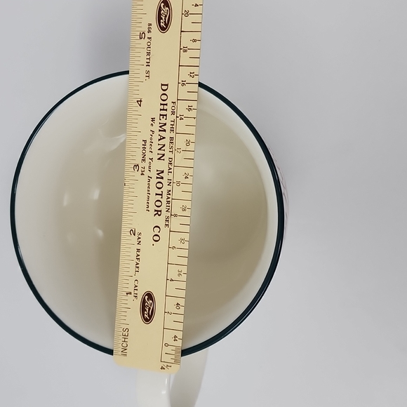 Pfaltzgraff Winterberry Happy Holidays Mug - Picture 6 of 6